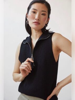 525 NWT Quarter-Zip Sweater Polo Tank - Size M